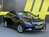 Toyota Camry 2013 годаүшін7 500 000 тг. в Семей – фото 3