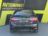 Toyota Camry 2013 годаүшін7 500 000 тг. в Семей – фото 5