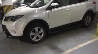 Toyota RAV4 2013 года за 13 800 000 тг. в Астана