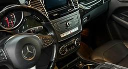 Mercedes-Benz GLE 400 2015 годаүшін22 000 000 тг. в Алматы – фото 3