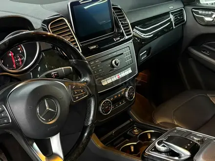 Mercedes-Benz GLE 400 2015 года за 22 000 000 тг. в Алматы – фото 3