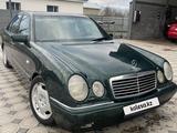 Mercedes-Benz E 200 1998 года за 4 200 000 тг. в Алматы