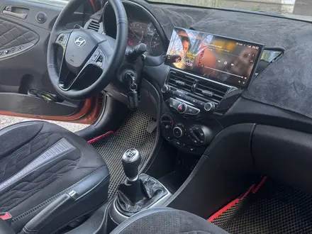 Hyundai Accent 2014 года за 4 440 000 тг. в Усть-Каменогорск – фото 16