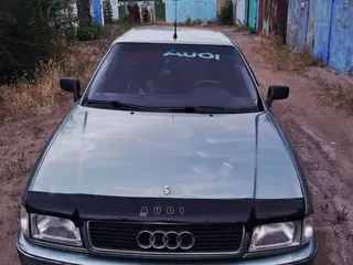 Audi 80