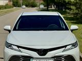 Toyota Camry 2021 года за 15 700 000 тг. в Астана – фото 3