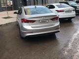 Hyundai Elantra 2018 года за 4 800 000 тг. в Астана – фото 3