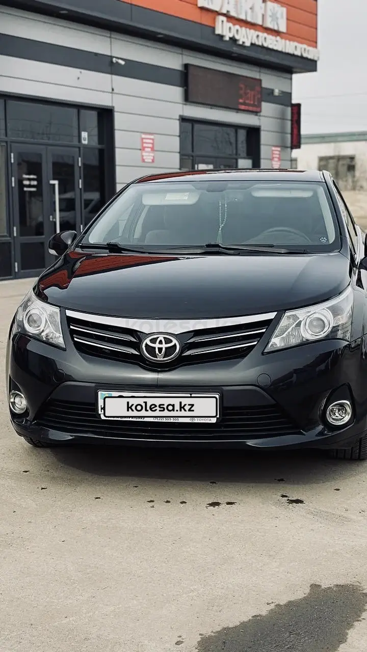 Toyota Avensis, 2012