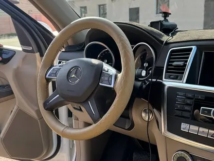 Mercedes-Benz GL 400 2015 года за 17 000 000 тг. в Тараз – фото 4