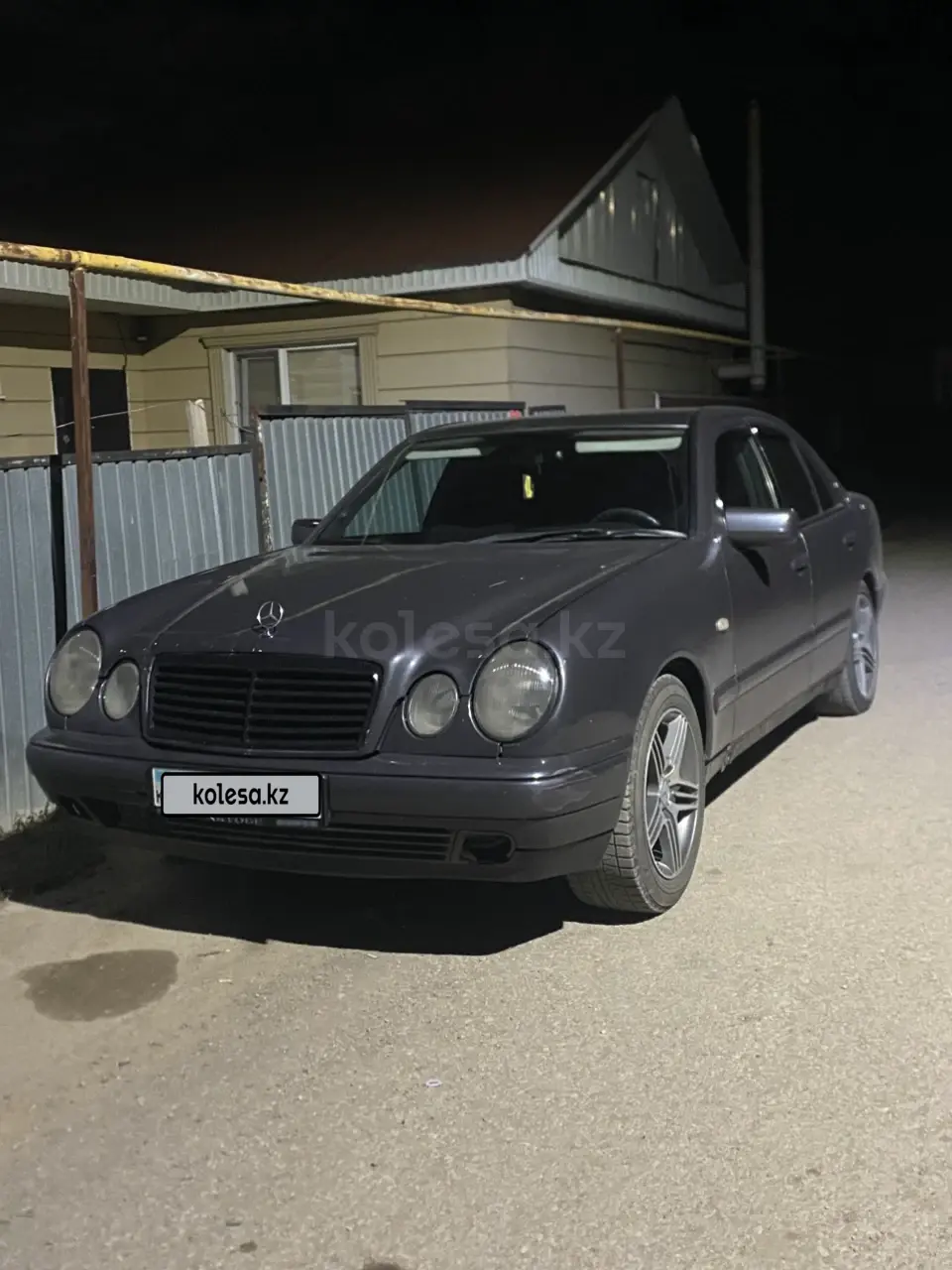 Mercedes-Benz E-Class, 1997