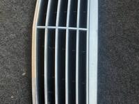 Решетка радиатора Мерседес 220 кузов Mercedes W220үшін25 000 тг. в Семей