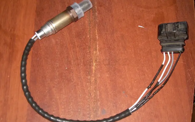 Лямбда зонд (кислородный датчик) на Volkswagen за 14 200 тг. в Балхаш