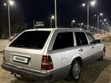 Mercedes-Benz E 250 1991 годаүшін1 800 000 тг. в Уральск – фото 2