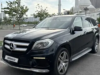 Mercedes-Benz GL 400