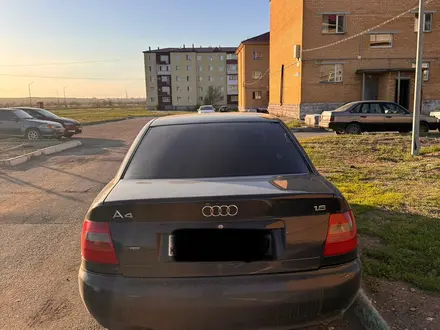 Audi A4 1998 года за 1 950 000 тг. в Караганда – фото 2