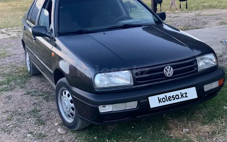 Volkswagen Vento 1996 года за 1 400 000 тг. в Алматы