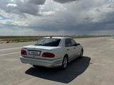 Mercedes-Benz E 280 1997 годаүшін3 500 000 тг. в Актау – фото 3