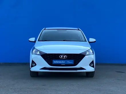 Hyundai Accent 2021 года за 7 690 000 тг. в Алматы – фото 2