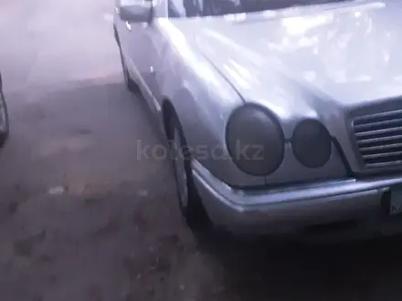 Mercedes-Benz E 280 1998 года за 1 750 000 тг. в Алматы – фото 12