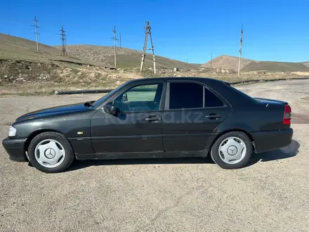 Mercedes-Benz C 280 1996 года за 1 680 000 тг. в Тараз – фото 4