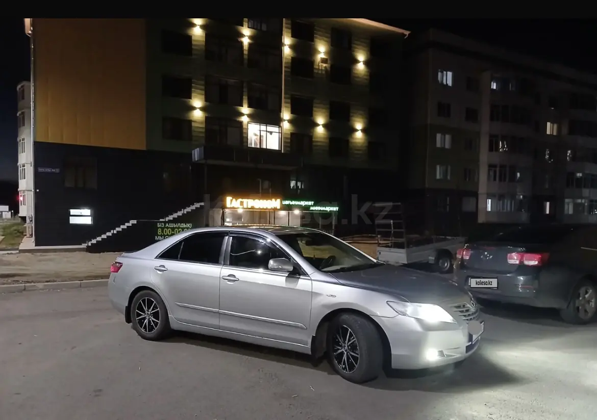 Toyota Camry, 2007