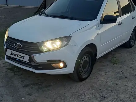 ВАЗ (Lada) Granta 2190 2019 года за 4 000 000 тг. в Атырау – фото 4