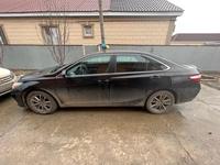 Toyota Camry 2016 года за 7 500 000 тг. в Атырау