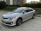 Toyota Camry 2013 года за 6 200 000 тг. в Актобе