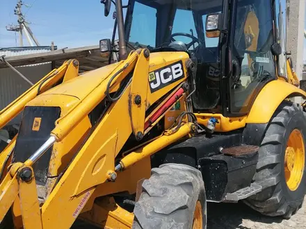 JCB  3CX 2003 года за 14 500 000 тг. в Актау