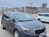 Kia Sedona 2015 года за 15 000 000 тг. в Астана – фото 2