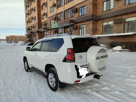 Toyota Land Cruiser Prado 2022 года за 33 000 000 тг. в Актобе – фото 2