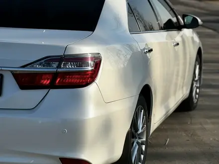 Toyota Camry 2017 года за 14 300 000 тг. в Жетысай – фото 23