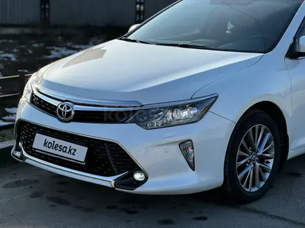 Toyota Camry 2017 года за 14 300 000 тг. в Жетысай – фото 47