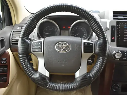 Toyota Land Cruiser Prado Comfort+ 2013 года за 12 600 000 тг. в Атырау – фото 11