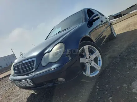 Mercedes-Benz C 180 2002 года за 3 200 000 тг. в Астана – фото 9