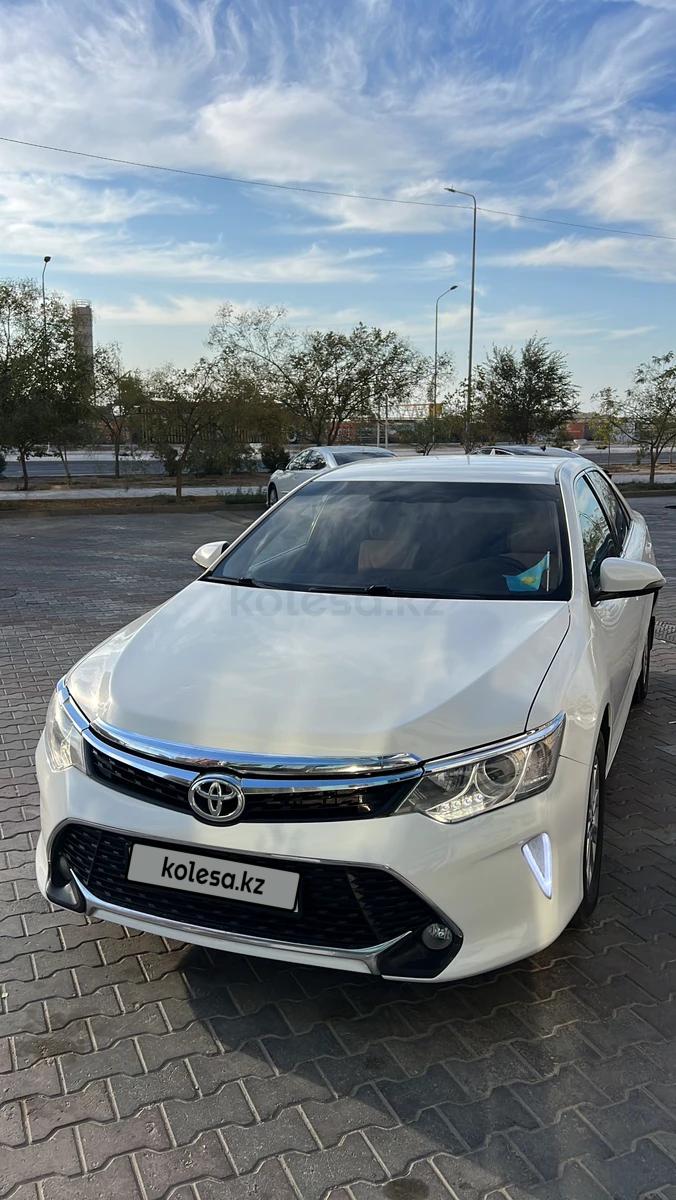 Toyota Camry 2014 г.