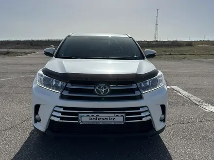 Toyota Highlander 2019 года за 24 000 000 тг. в Караганда – фото 2