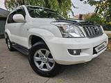 Toyota Land Cruiser Prado 2009 года за 18 700 000 тг. в Алматы – фото 3