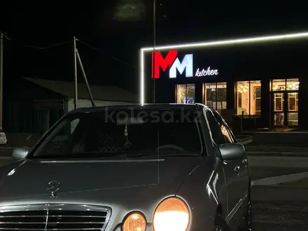 Mercedes-Benz E 320 2001 года за 4 500 000 тг. в Кызылорда – фото 9