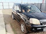 Nissan X-Trail 2004 года за 2 750 000 тг. в Атырау – фото 2