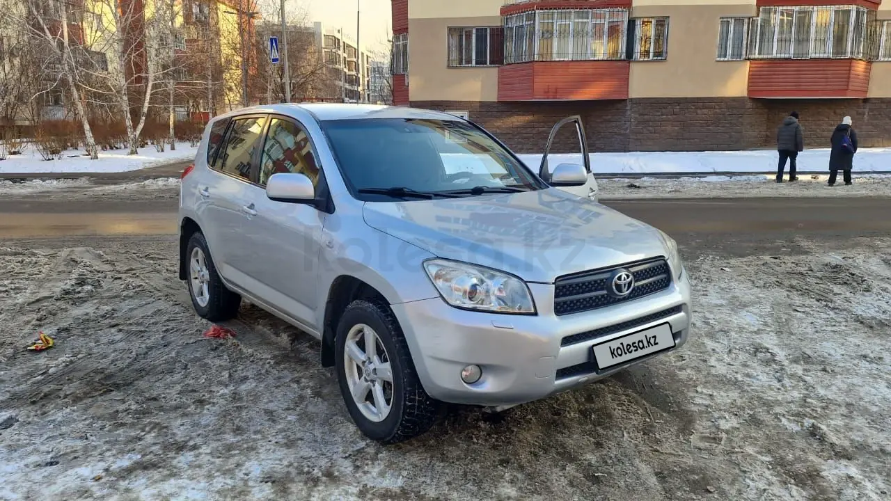 Toyota RAV4, 2008