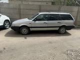 Volkswagen Passat 1990 годаүшін1 100 000 тг. в Алматы