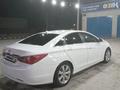 Hyundai Sonata 2010 годаfor3 900 000 тг. в Жанаозен – фото 5