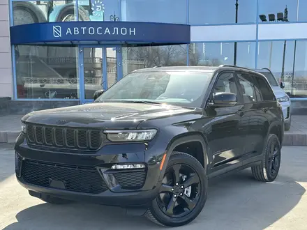 Jeep Grand Cherokee 2023 года за 34 900 000 тг. в Уральск