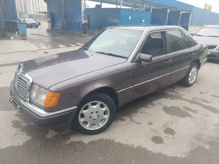 Mercedes-Benz E 200 1992 года за 1 250 000 тг. в Шымкент – фото 4