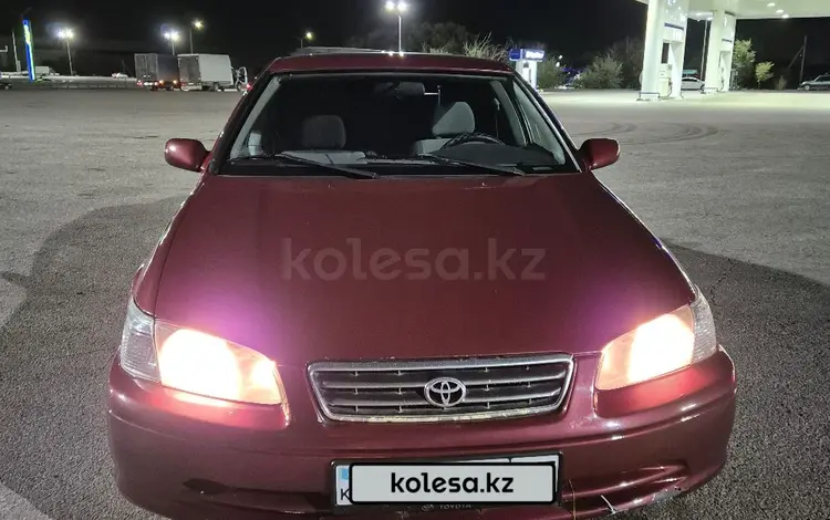 Toyota Camry 2001 годаүшін3 250 000 тг. в Конаев (Капшагай)