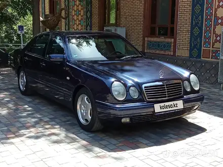 Mercedes-Benz E 280 1997 года за 4 100 000 тг. в Шымкент – фото 3