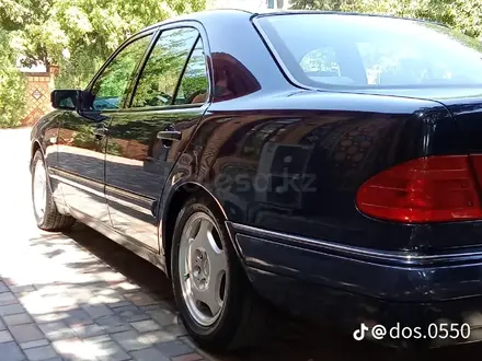Mercedes-Benz E 280 1997 года за 4 100 000 тг. в Шымкент – фото 9