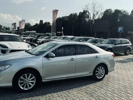 Toyota Camry 2012 года за 10 500 000 тг. в Алматы – фото 2