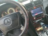 Mercedes-Benz C 280 1994 годаfor2 000 000 тг. в Тараз – фото 2