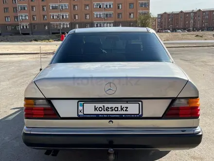 Mercedes-Benz E 260 1992 годаүшін1 500 000 тг. в Кызылорда – фото 2